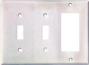 WALLPLATE 3G 2TGL/DECR STD WHT